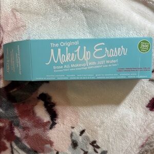 MakeUp Eraser in Aqua